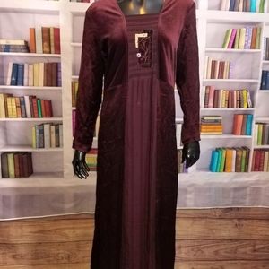 Burgundy long dress size medium
